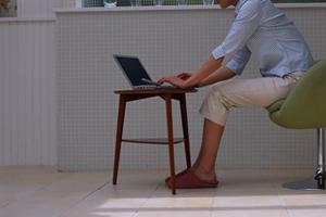 目の健康からファッションまで！最新コンタクトレンズを通販で手に入れよう